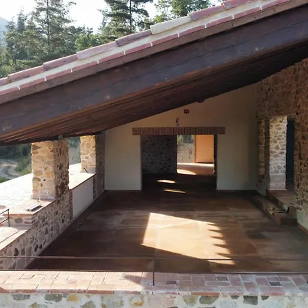 Masia De Roig Estada en una granja