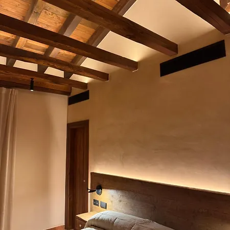 Masia De Roig Estada en una granja Riells