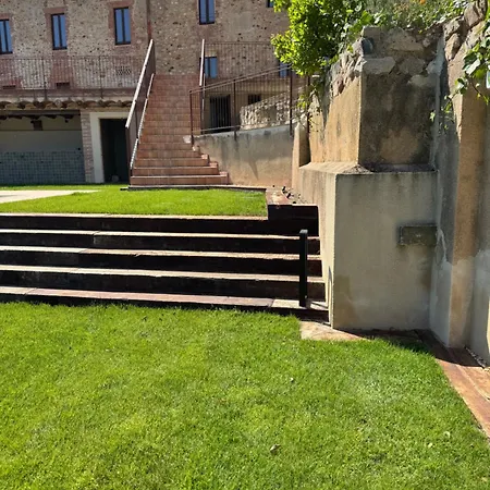 Masia De Roig * Riells